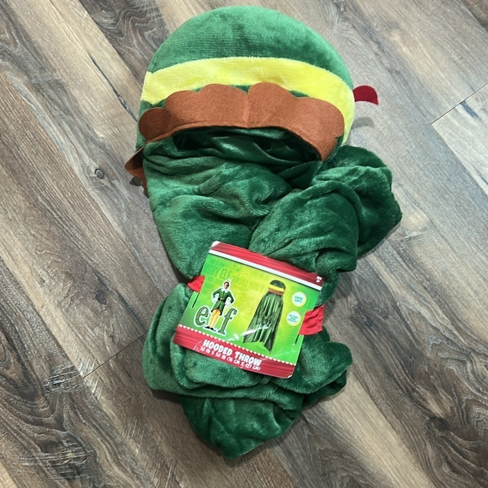 Elf Movie NEW Hooded Throw wrap 30”X50” green. Super soft, hand pockets - Picture 2 of 5